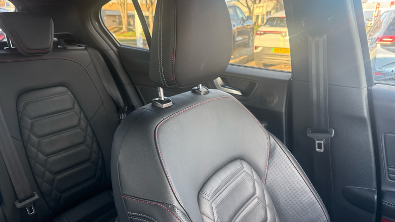 Ford Focus 1.0 EcoBoost ST-Line Vignale 5dr Petrol Hatchback